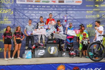 Podium_Open_1